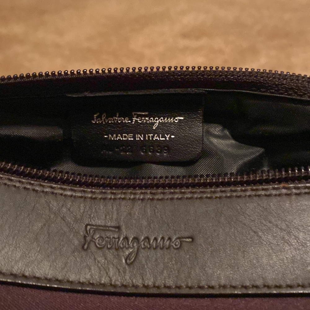 Salvatore Ferragamo Travel/Make up bag - Picture 6 of 9